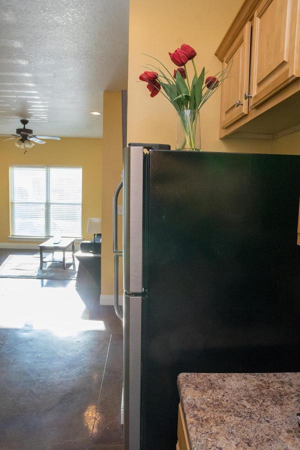 Serene 3Br Apartment 4Tvs Free Wi-Fi & Parking -E- Moss Point Exteriér fotografie