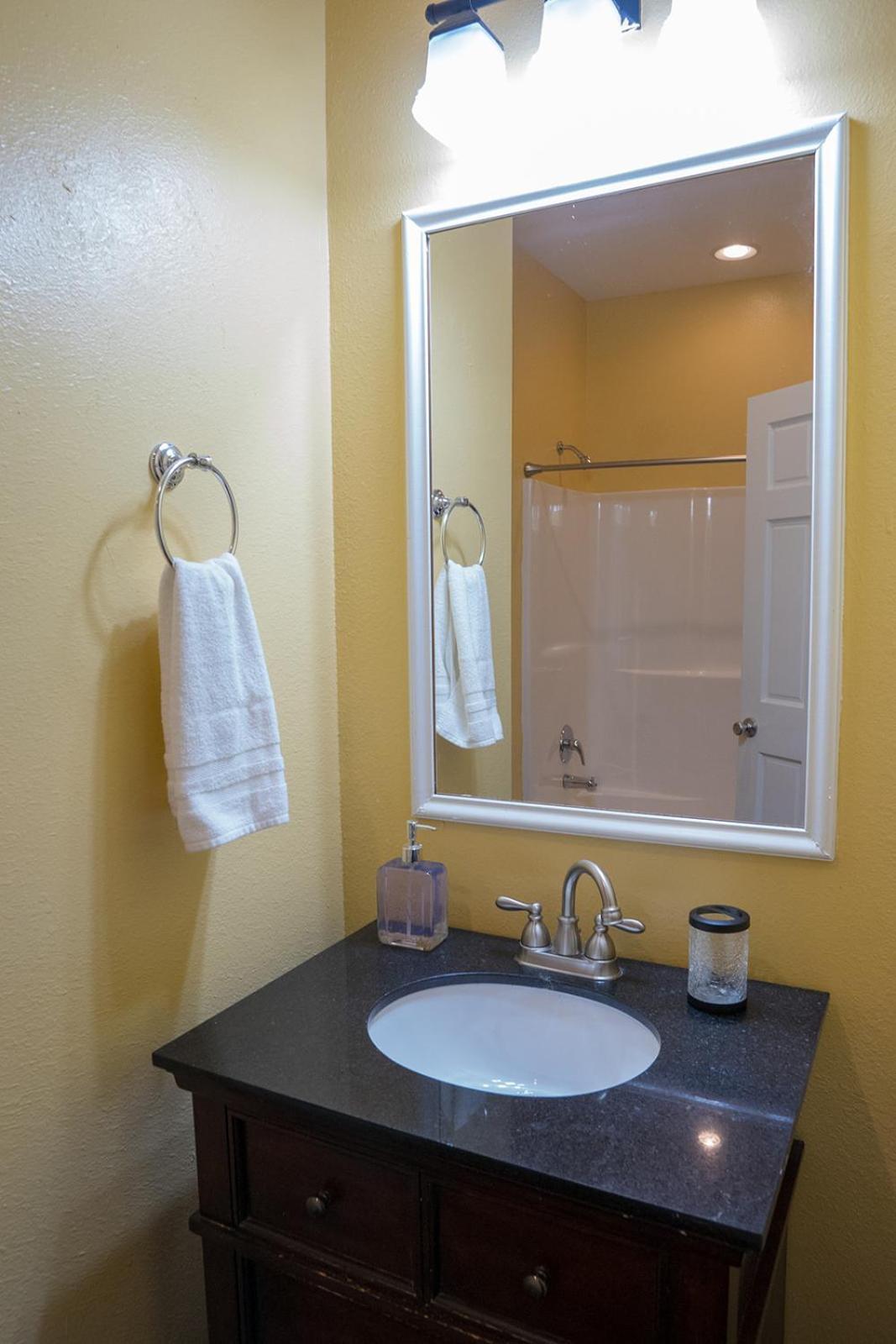 Serene 3Br Apartment 4Tvs Free Wi-Fi & Parking -E- Moss Point Exteriér fotografie