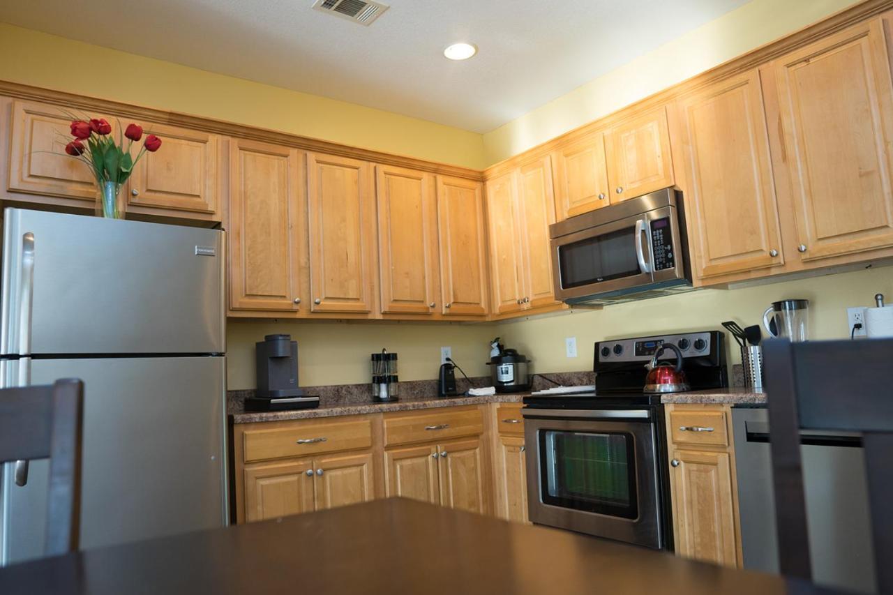 Serene 3Br Apartment 4Tvs Free Wi-Fi & Parking -E- Moss Point Exteriér fotografie