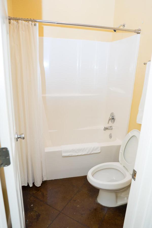 Serene 3Br Apartment 4Tvs Free Wi-Fi & Parking -E- Moss Point Exteriér fotografie