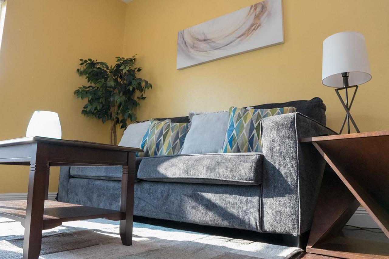 Serene 3Br Apartment 4Tvs Free Wi-Fi & Parking -E- Moss Point Exteriér fotografie