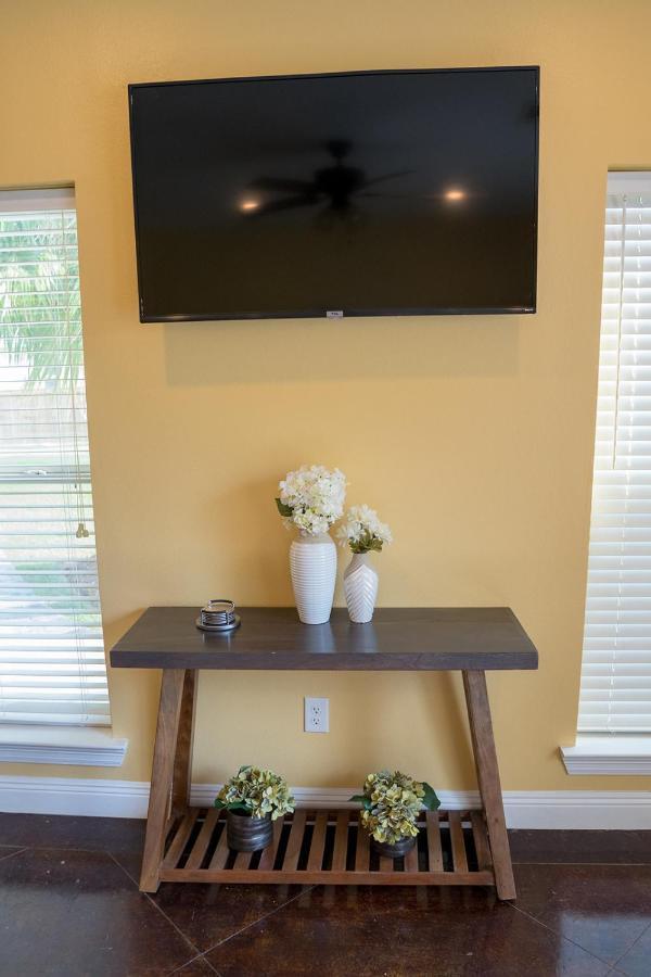 Serene 3Br Apartment 4Tvs Free Wi-Fi & Parking -E- Moss Point Exteriér fotografie