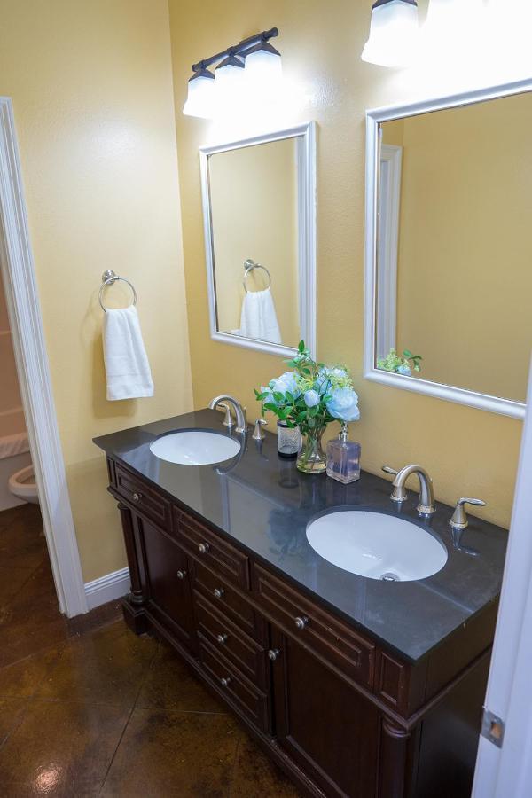 Serene 3Br Apartment 4Tvs Free Wi-Fi & Parking -E- Moss Point Exteriér fotografie