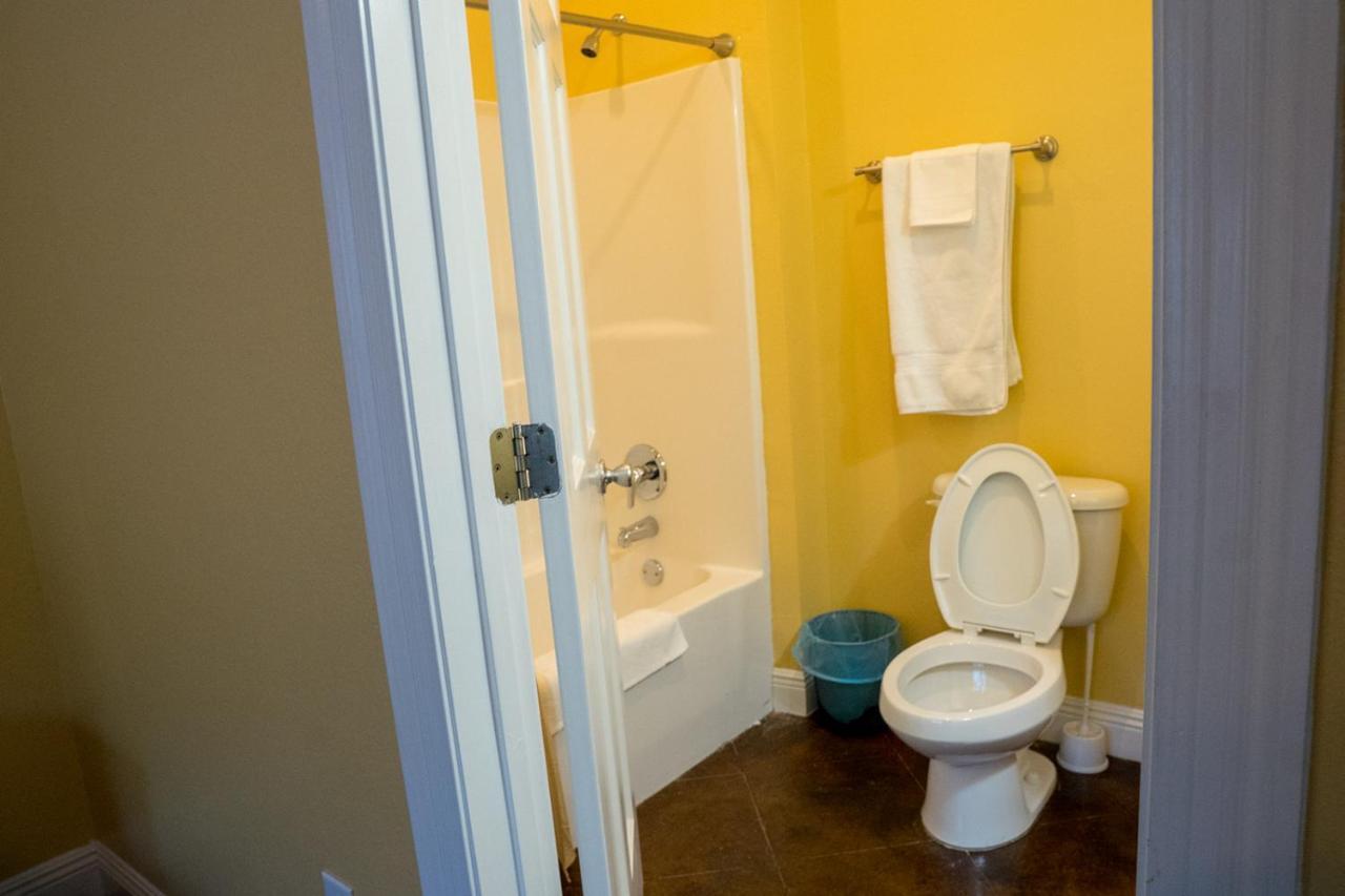 Serene 3Br Apartment 4Tvs Free Wi-Fi & Parking -E- Moss Point Exteriér fotografie
